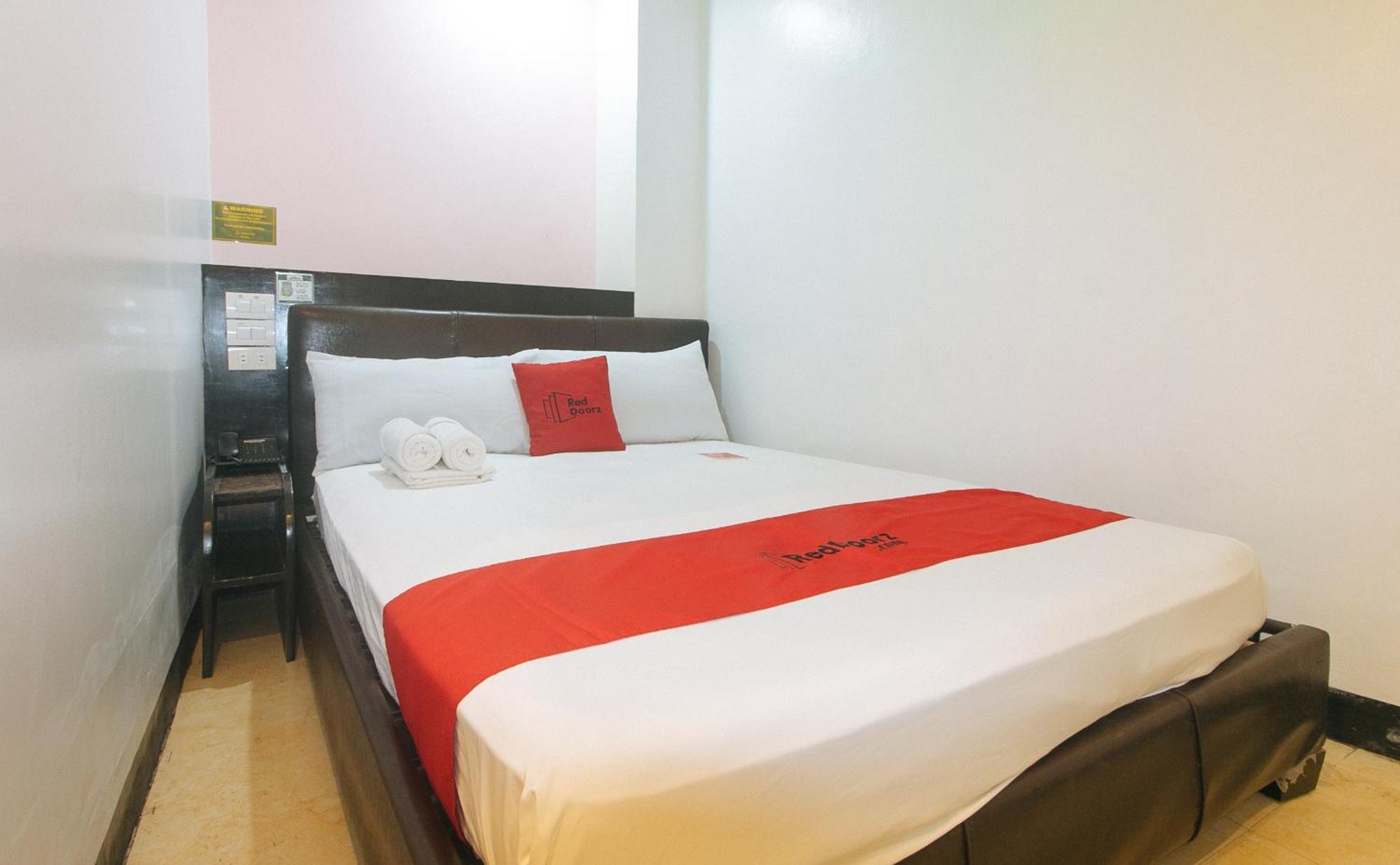 Reddoorz At Ranchotel Alabang Muntinlupa City Eksteriør bilde